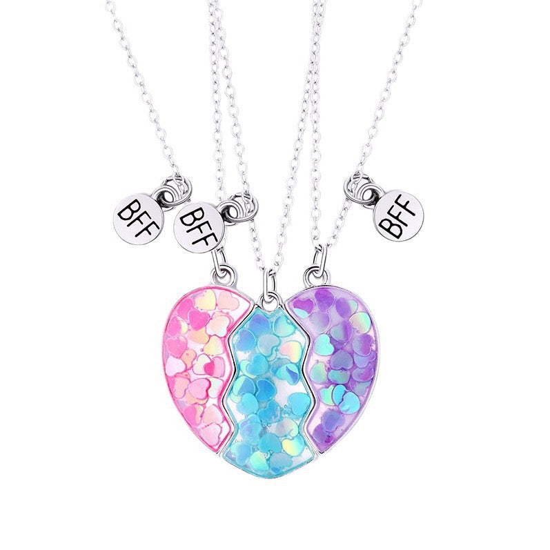 Three-Sister Necklace Set
